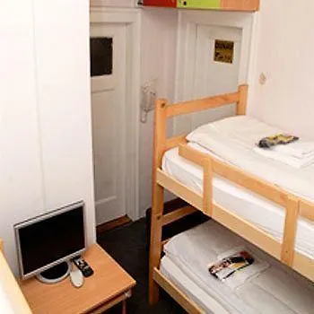 Hostelflash Hostel Βελιγράδι