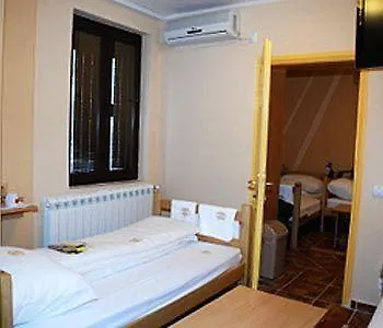 Hostelflash Hostel Βελιγράδι